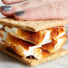 Load image into Gallery viewer, gourmet s'mores kit vermont marshmallow company